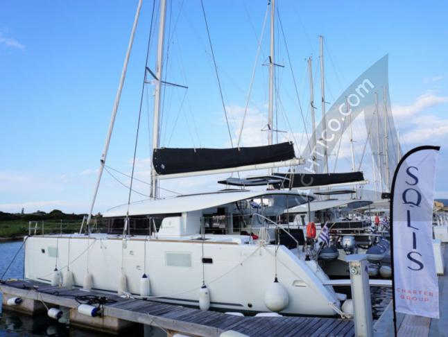 Kat Lagoon 450 chartern in Gouvia
