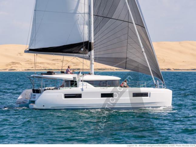 Catamaran Lagoon 46 for rent in Athens