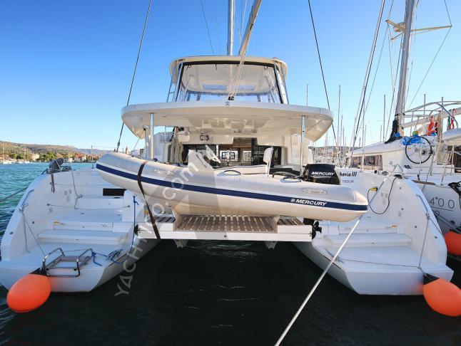 Catamaran Lagoon 46 for rent in Trogir