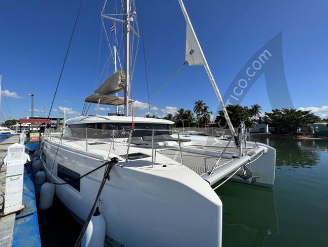 Catamaran Lagoon 46 for charter in Cienfuegos