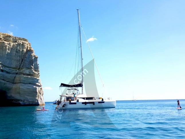 Kat Lagoon 50 Yachtcharter in Parikia