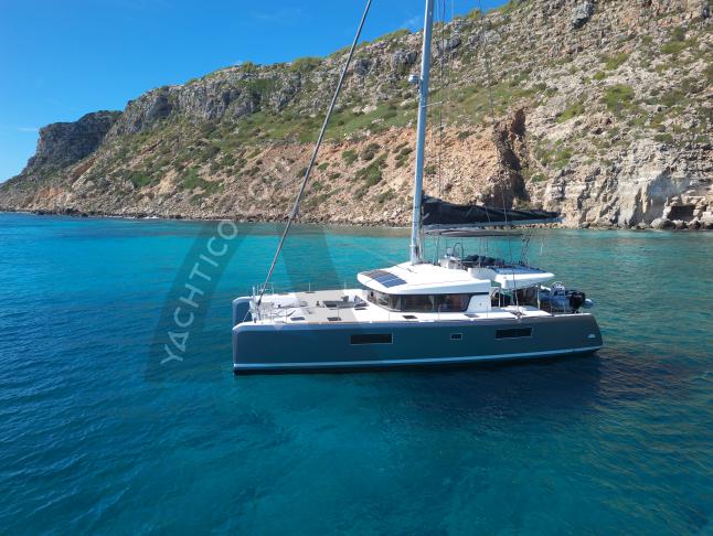 Kat Lagoon 52 F Yachtcharter in Santa Eularia des Riu