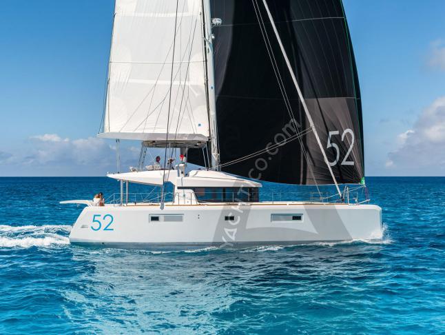 Katamaran Lagoon 52 F Yachtcharter in Athen