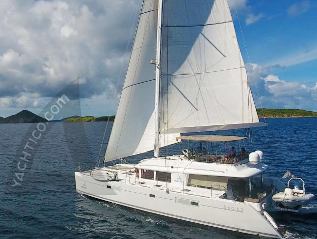 Catamaran Lagoon 560 S2 for rent in Road Harbour