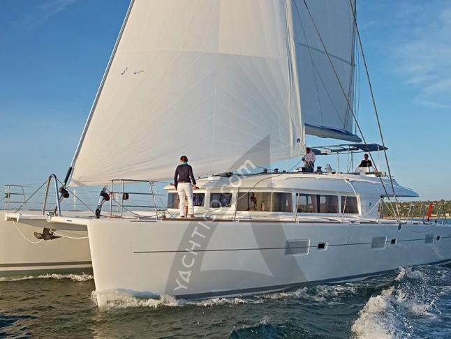 Catamaran Lagoon 620 for rent in Yacht Haven Marina Phuket