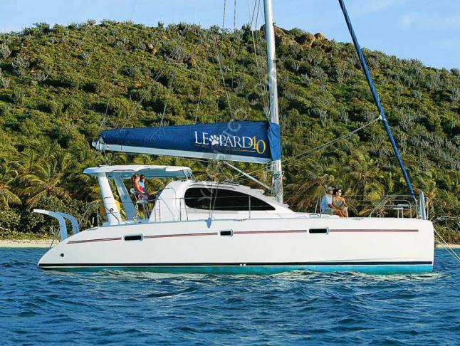 Catamaran Leopard 40 for rent in Goecek