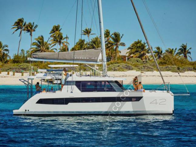 Catamaran Leopard 42 available for charter in Procida