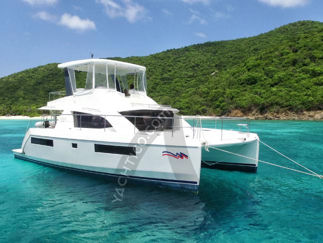 Catamaran Leopard 434 for rent in Gouvia Marina