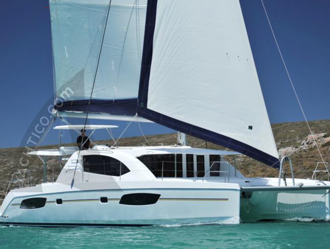 Katamaran Leopard 44 chartern in Adakoy Marina