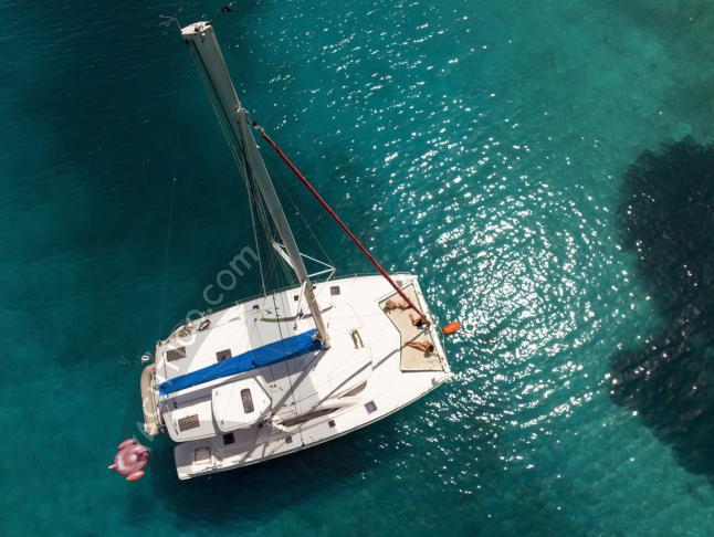 Kat Leopard 44 Yachtcharter in Yachthafen Tribunj