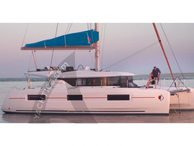 Katamaran Leopard 46 chartern in Marina Agana