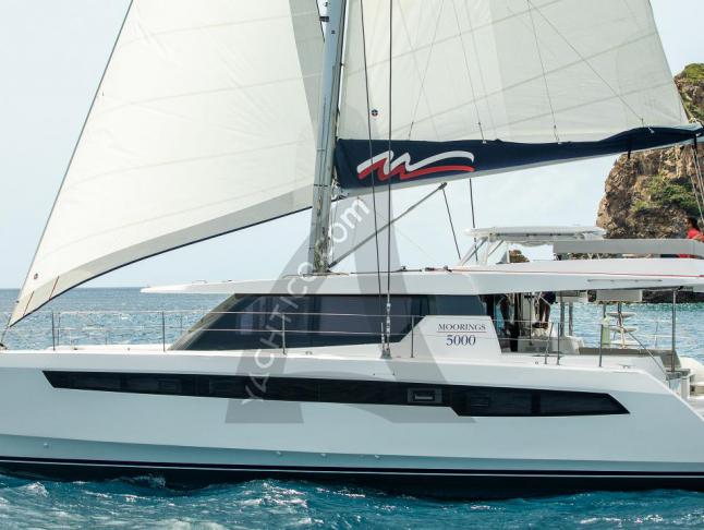 Katamaran Leopard 50 PC chartern in Placencia