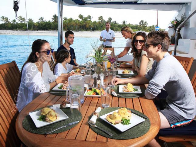 Catamaran Leopard 58 for charter in Marina Fort Louis