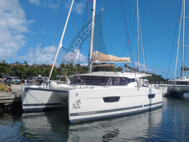 Kat Lucia 40 Yachtcharter in Maya Cove