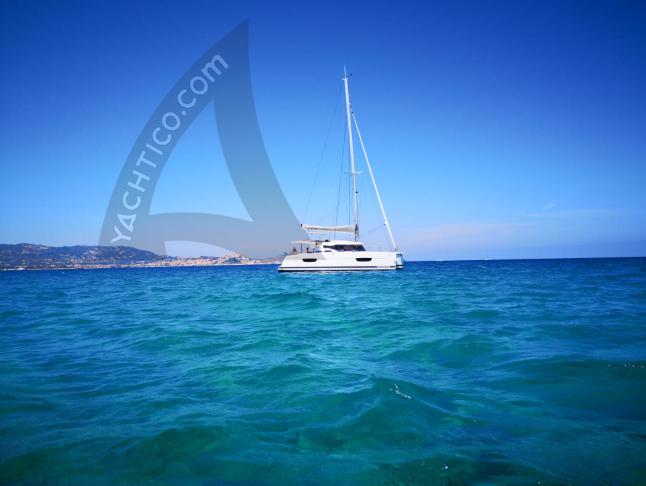 Katamaran Lucia 40 chartern in Calvi