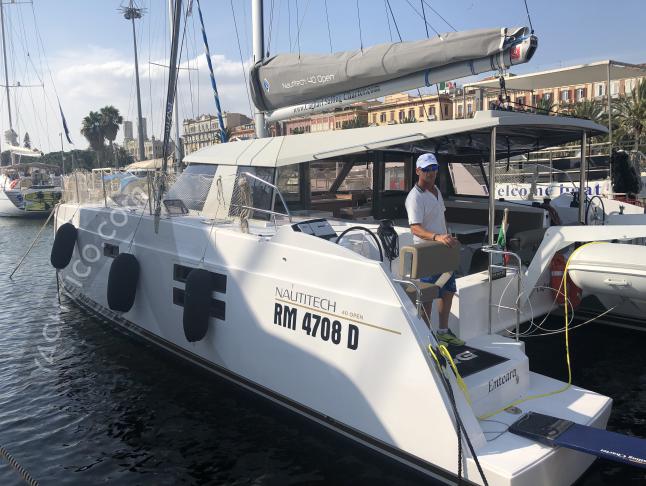 Katamaran Nautitech Open 40 Yachtcharter in Cagliari