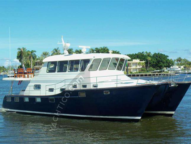 Cat Powercat 52 for charter in George Town