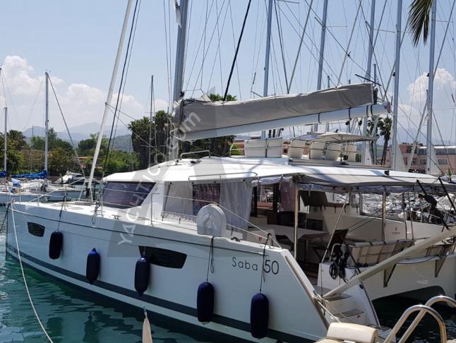 Kat Saba 50 Yachtcharter in Furnari