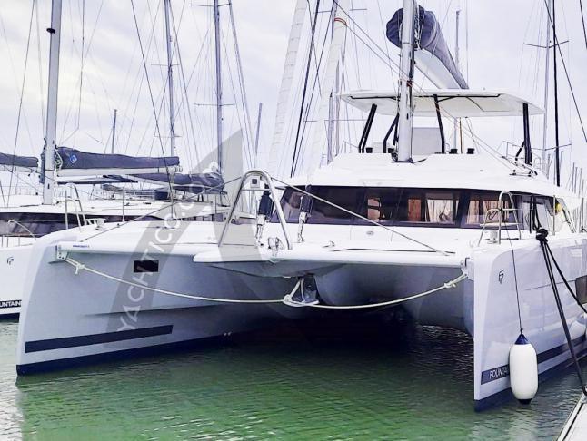 Katamaran Samana 59 chartern in Cannigione