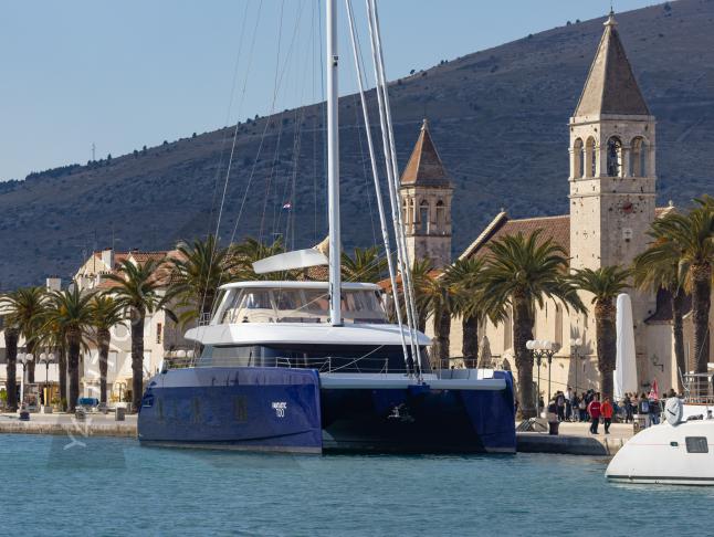 Cat Sunreef 80 for rent in Kastel Gomilica