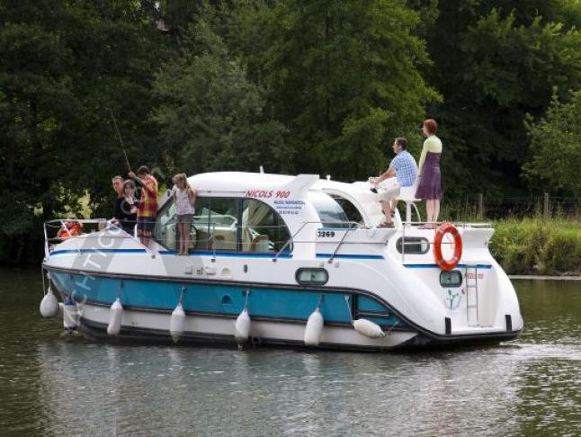 Hausboot Confort 900 DP chartern in Saverne