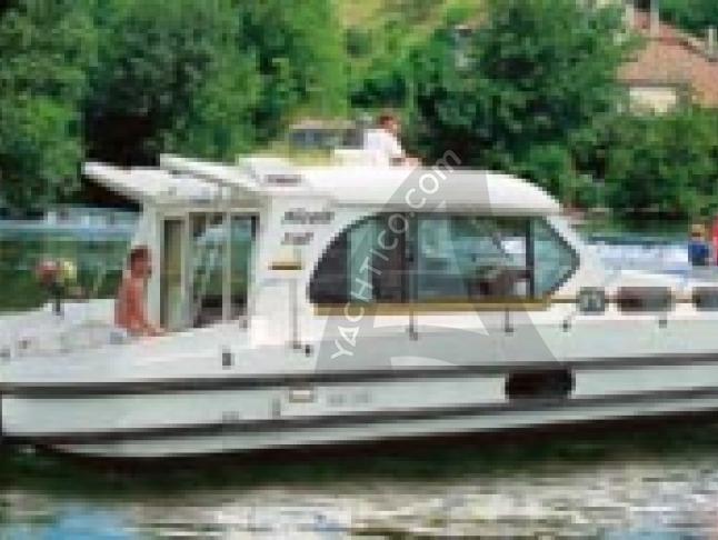 Hausboot NICOLS 1160 in Marina Rogny chartern