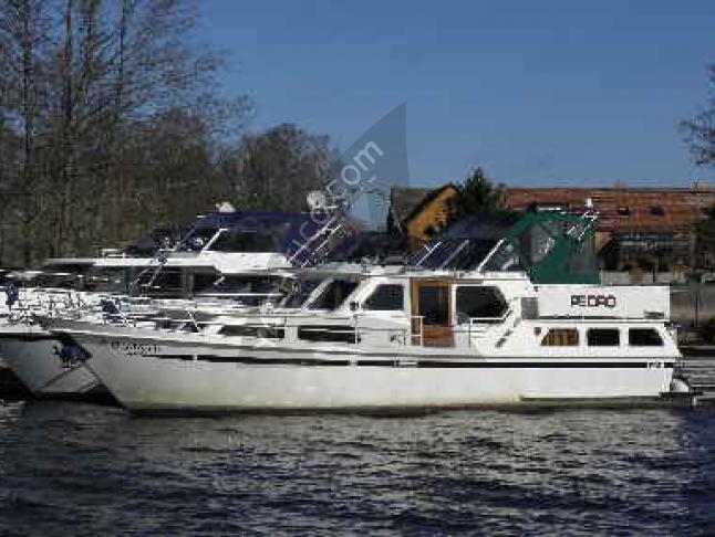Hausboot Pedro 36 Kruiser AK chartern in Marina Wesenberg