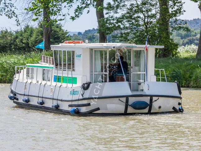 Hausboot Penichette 1260 Yachtcharter in Lutzelbourg