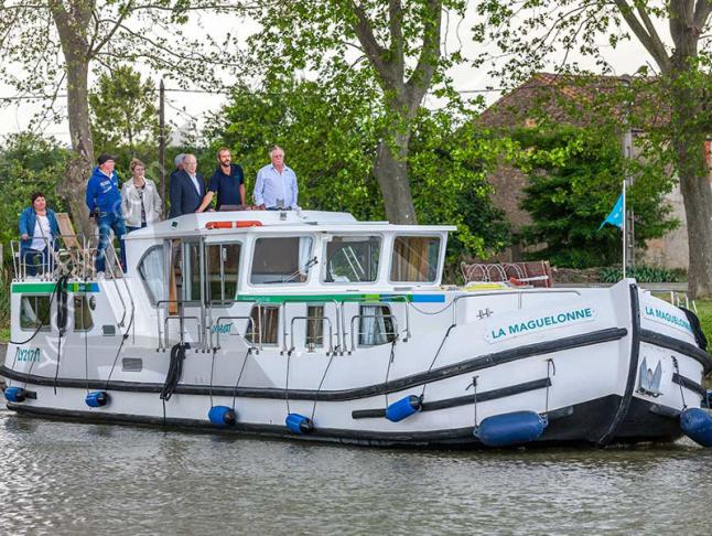 Houseboat Penichette 1500 FB available for charter in Marina Lutzelbourg