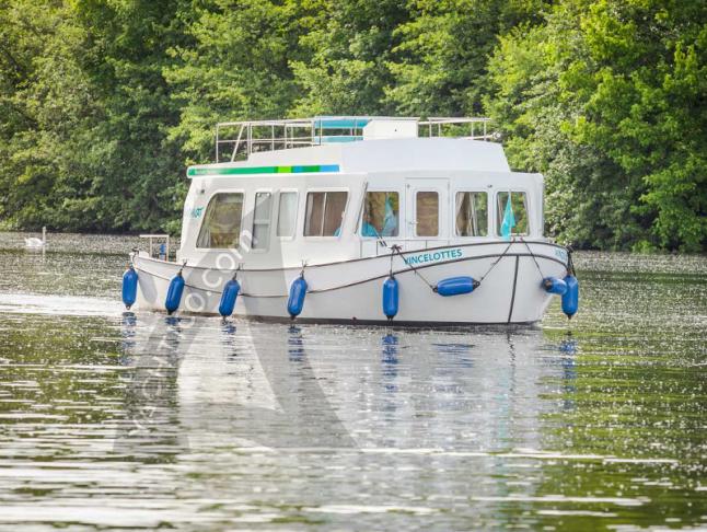 Houseboat Penichette 950 E for rent in Bram