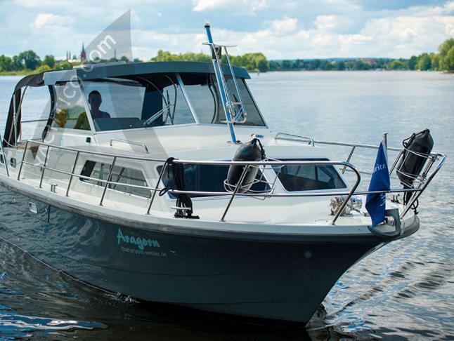 Hausboot Succes Marco 860 Deluxe Hardtop Yachtcharter in Yachthafen Maremüritz