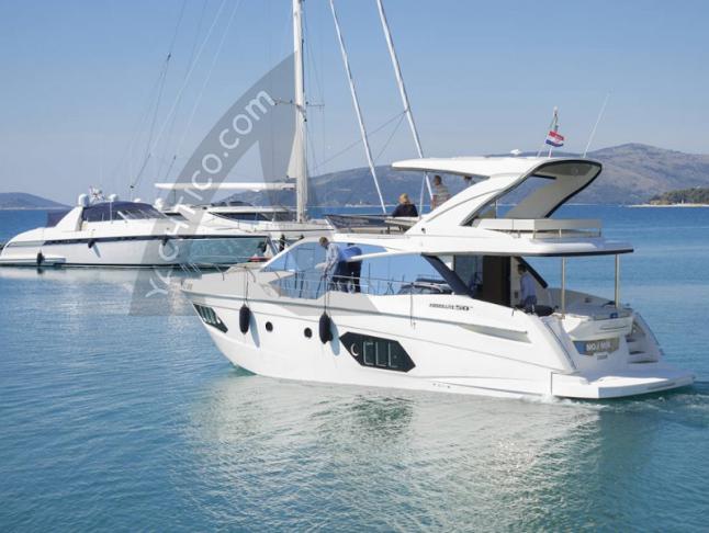 Motoryacht Absolute 50 Fly chartern in Seget