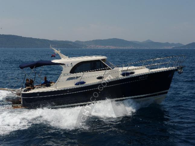 Motor yacht Adriana 36 for rent in Marina Dalmacija