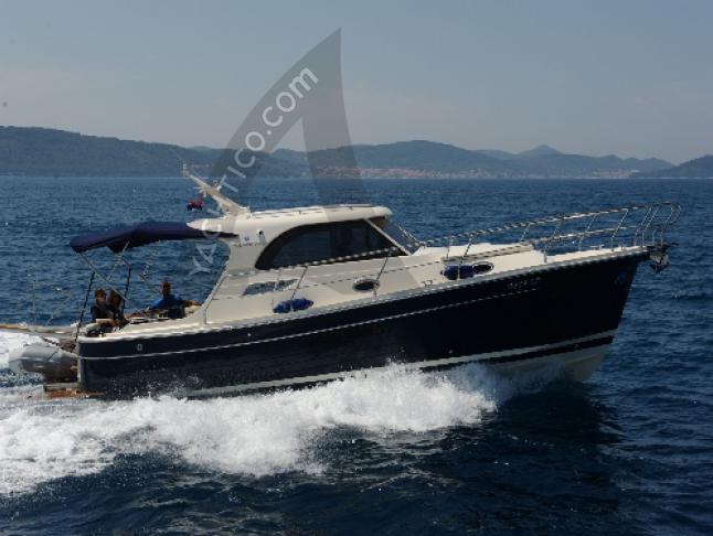 Motoryacht Adriana 36 Yachtcharter in Marina Dalmacija