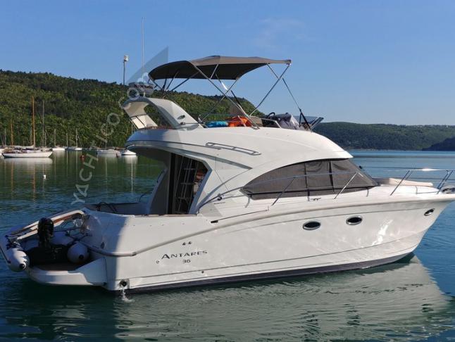 Motorboot Antares 36 Yachtcharter in Mali Losinj