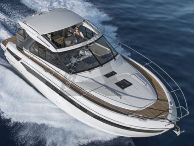 Motor yacht Bavaria 40 Sport Open for charter in Pula