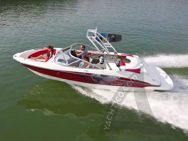 Motorboat Bayliner 185 Bowrider for charter in Port Moody