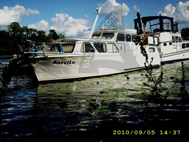 Motoryacht Burmester chartern in Marina Segel Club Seddin