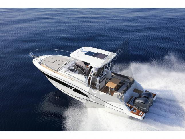 Motoryacht Cap Camarat 9.0 WA chartern in Sant Agata di Militello