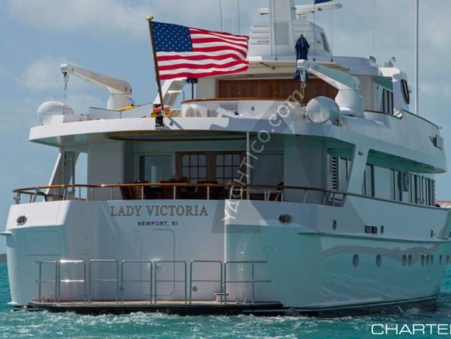 Super Luxus Yacht mit Besatzung in Newport