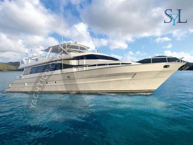 Luxury motor yacht charter USVI