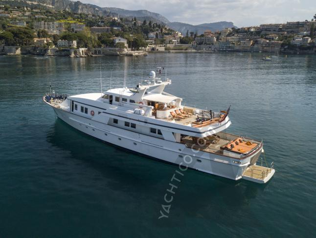 Luxury Mega Yacht Charter Tuscany