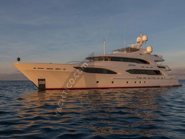 Luxury Motor Yacht for rent in Florida