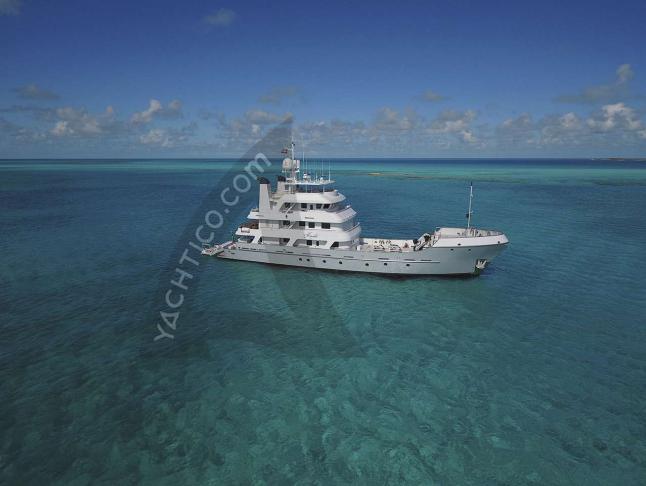 Expedition Yacht for charter in the Bahamas
