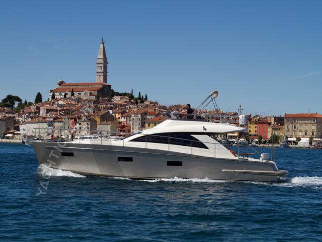 Motorboot Cyrus 13.8 chartern in Rovinj