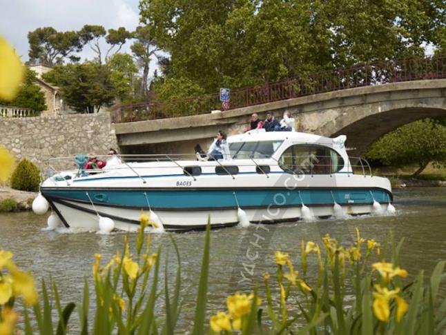 Hausboot Estivale Octo Yachtcharter in Marina Buzet sur Baise