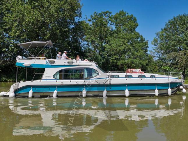 Houseboat Estivale Sixto for hire in Cahors