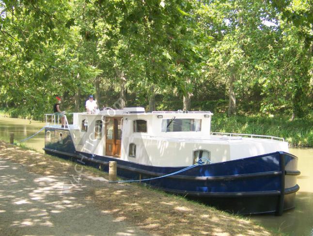 Houseboat EuroClassic 149 available for charter in Vermenton