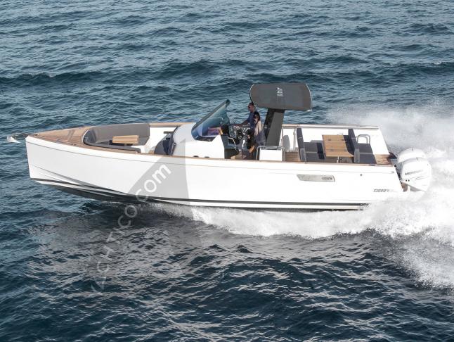 Yacht Fjord 38 Express available for charter in Kastel Gomilica