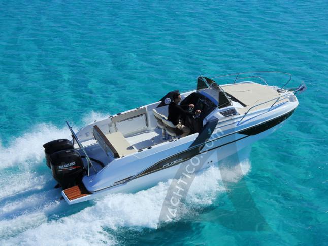 Motoryacht Flyer 7.7 SUNdeck chartern in Trogir